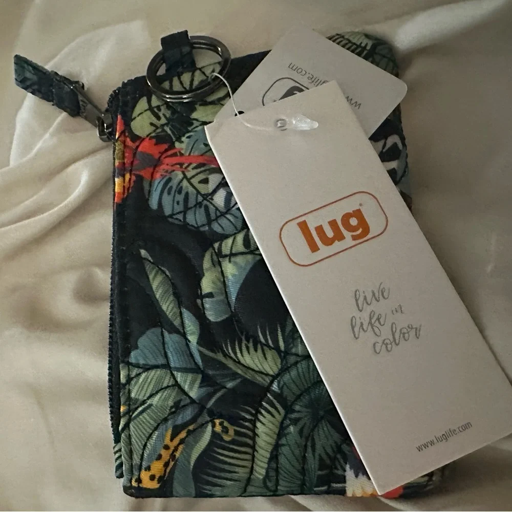 Lug Metro Wildlife Black Quilted Wallet with‎ Keychain NWT $33 MSRP